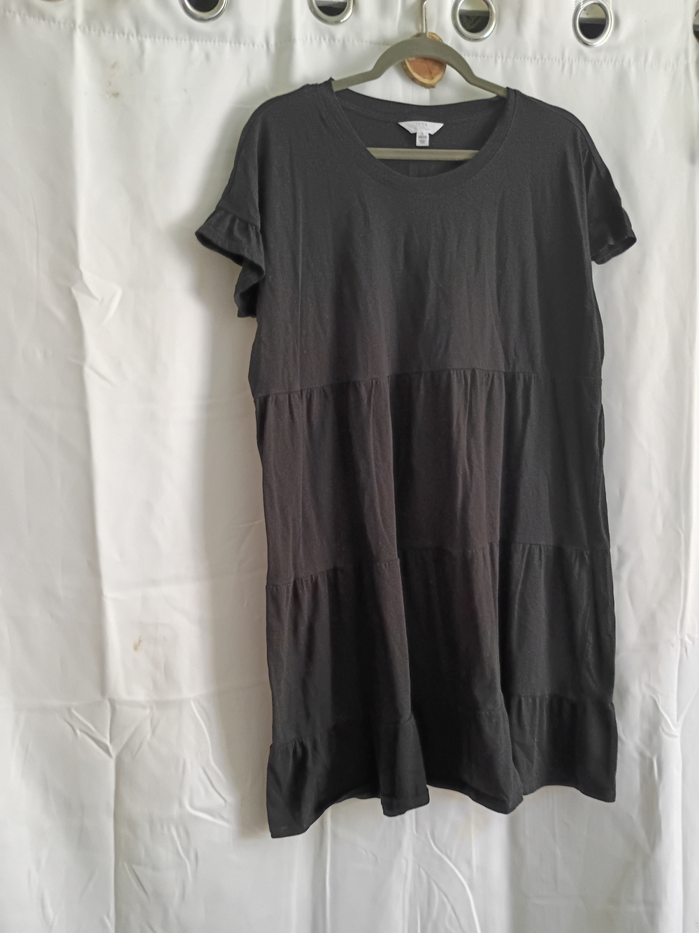 Time And True Size Large 12/14 Casual Short-Sleeve Tiered Black Dress